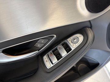 Mercedes C 200 - 12