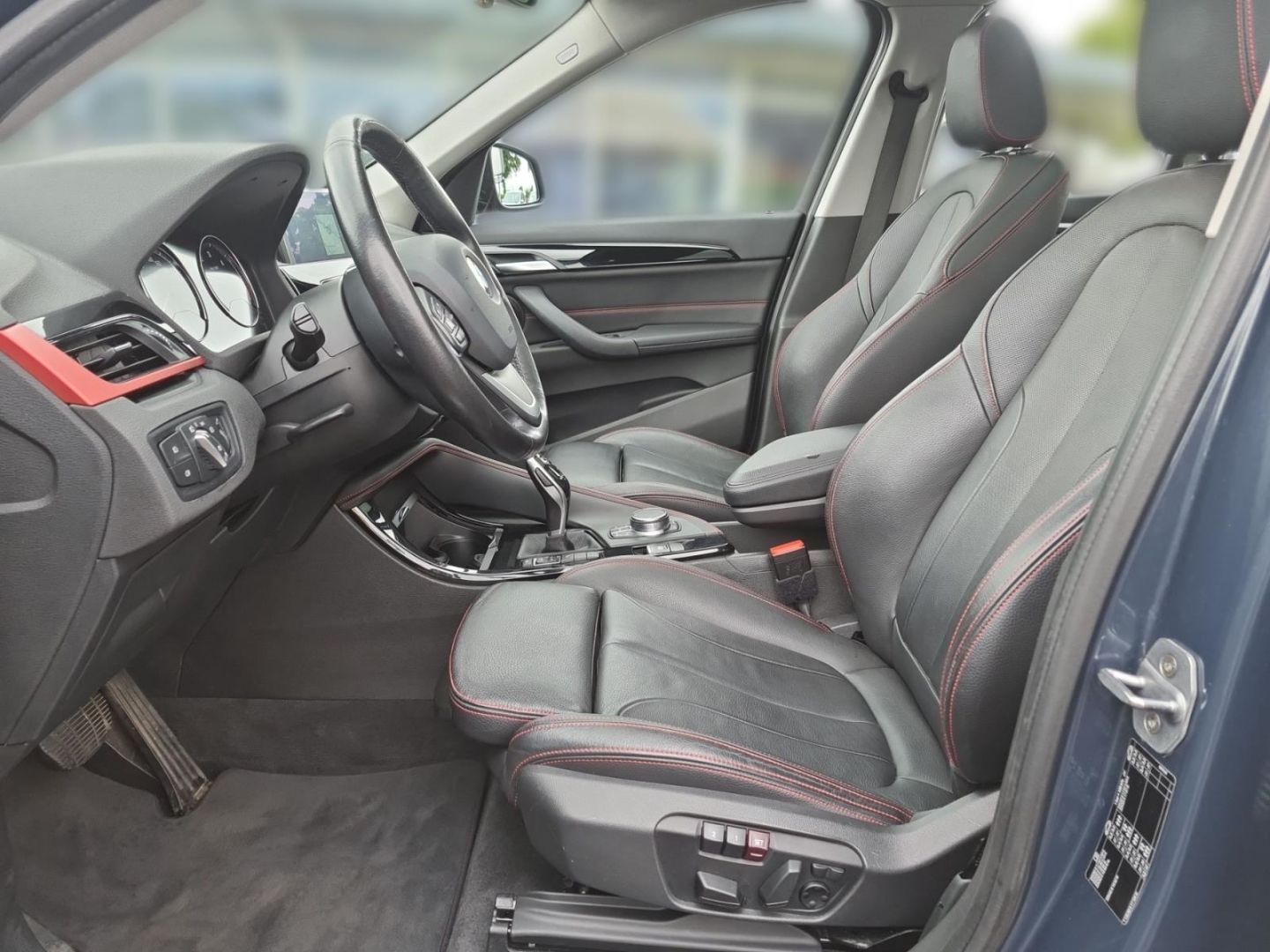 Fahrzeugabbildung BMW X1 sDrive 18 d Sport Line PDC