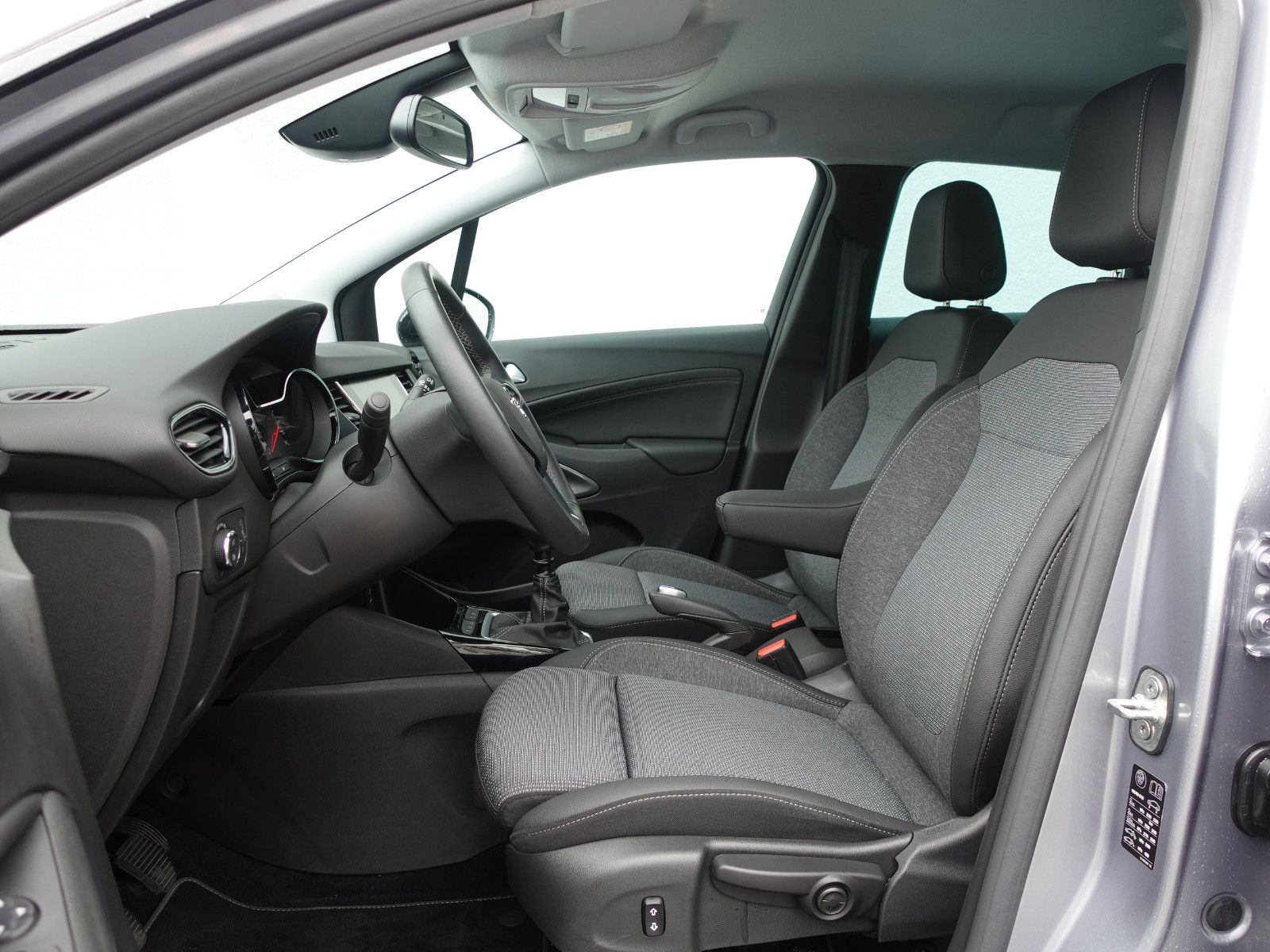 Fahrzeugabbildung Opel Crossland Elegance 1.2T,Navi,AHK,Kamera,Sitzhzg