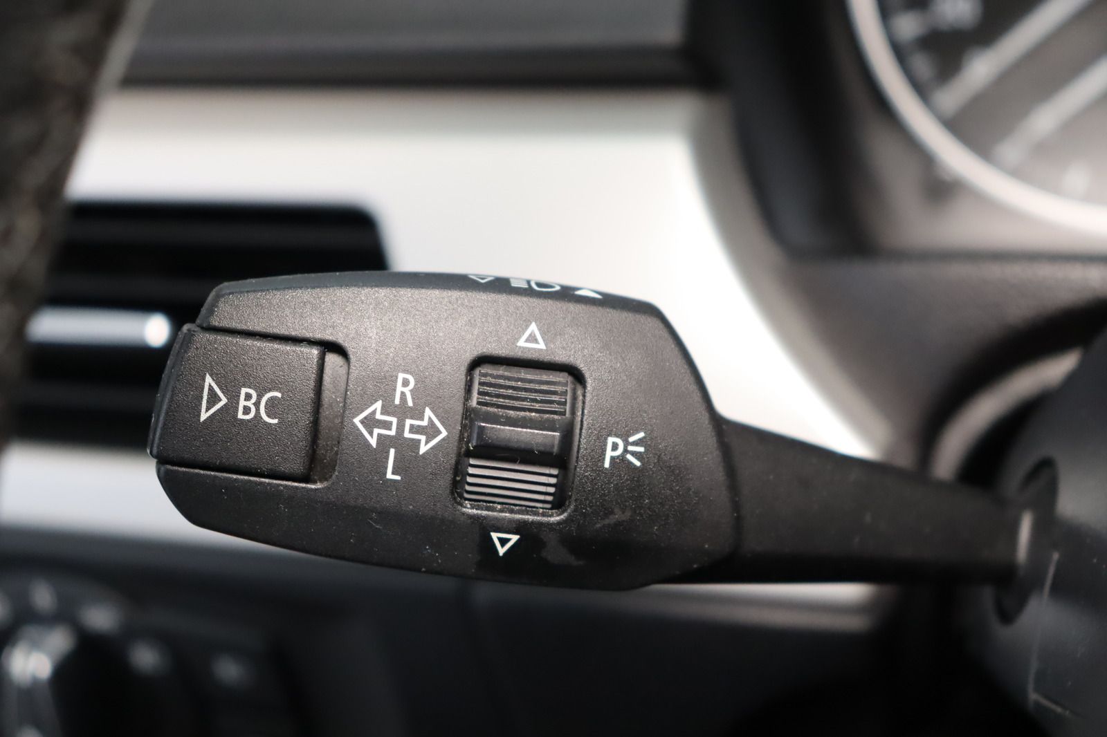 Fahrzeugabbildung BMW 320 d Touring