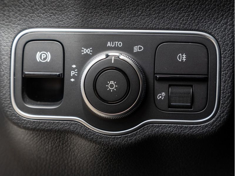 Mercedes-Benz EQA 250 AMG-Sport LED Kamera THERMOTRONIC Totw foto 23
