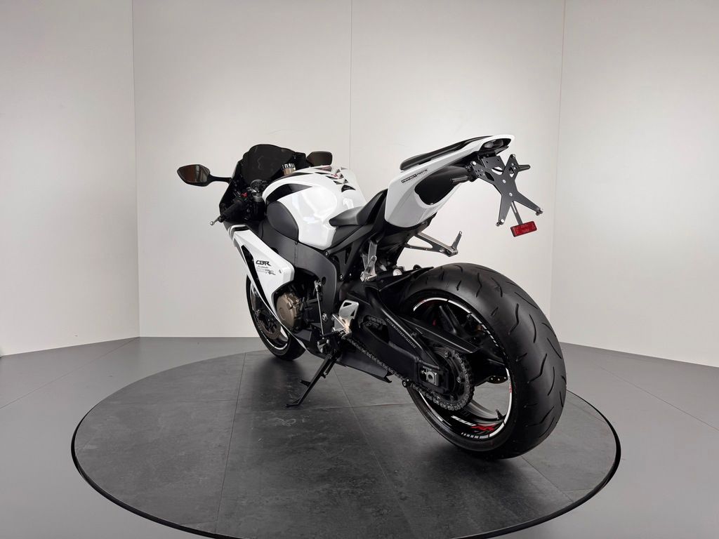 Fahrzeugabbildung Honda CBR 1000 RR FIREBLADE *TOP-ZUSTAND *SERVICE NEU