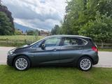 BMW  225ix Luxury BMW scheckheft gepflegt  - Firmenfahrzeug gebraucht