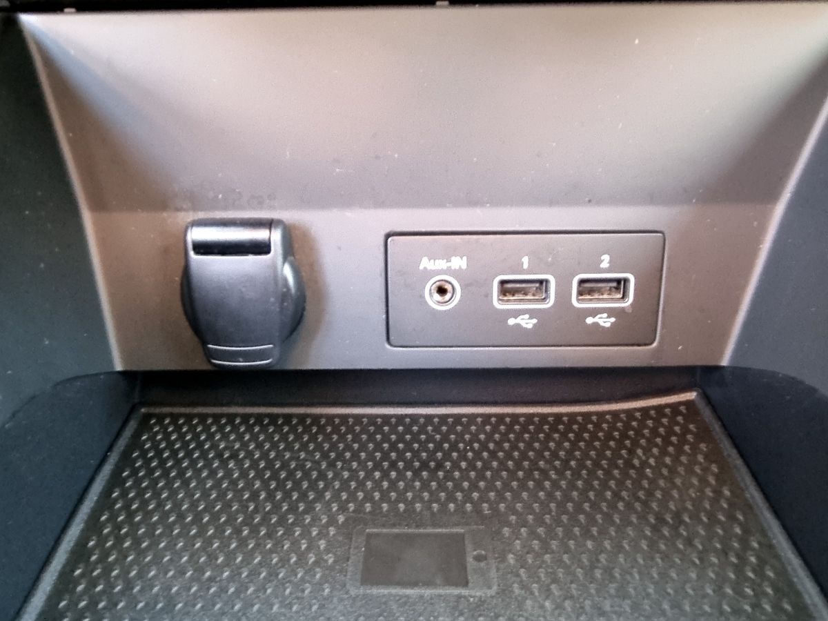 Fahrzeugabbildung Renault Captur INTENS TCe 100