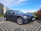 BMW 316i Touring mit Panorama Glasschiebedach - BMW 316: Kombi