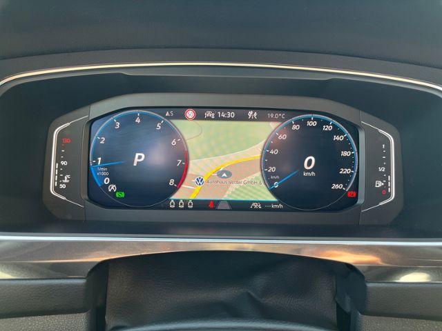 Fahrzeugabbildung Volkswagen Tiguan Allspace R-Line 2.0 TSI 4MOTION DSG KLIMA