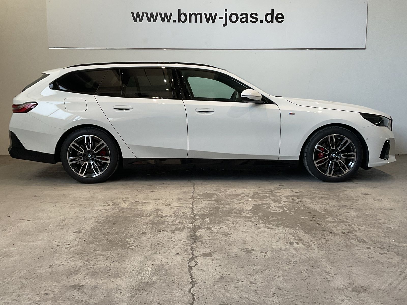 Fahrzeugabbildung BMW 520d xDrive M Sportpaket pro, Panorama-Glasdach,