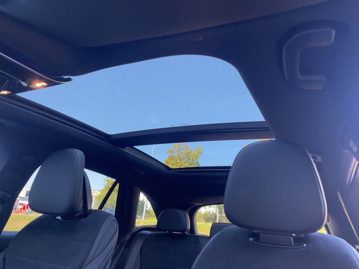 Fahrzeugabbildung Mercedes-Benz GLC 220 d 4M AMG/Night/Pano/Kamera/AHK