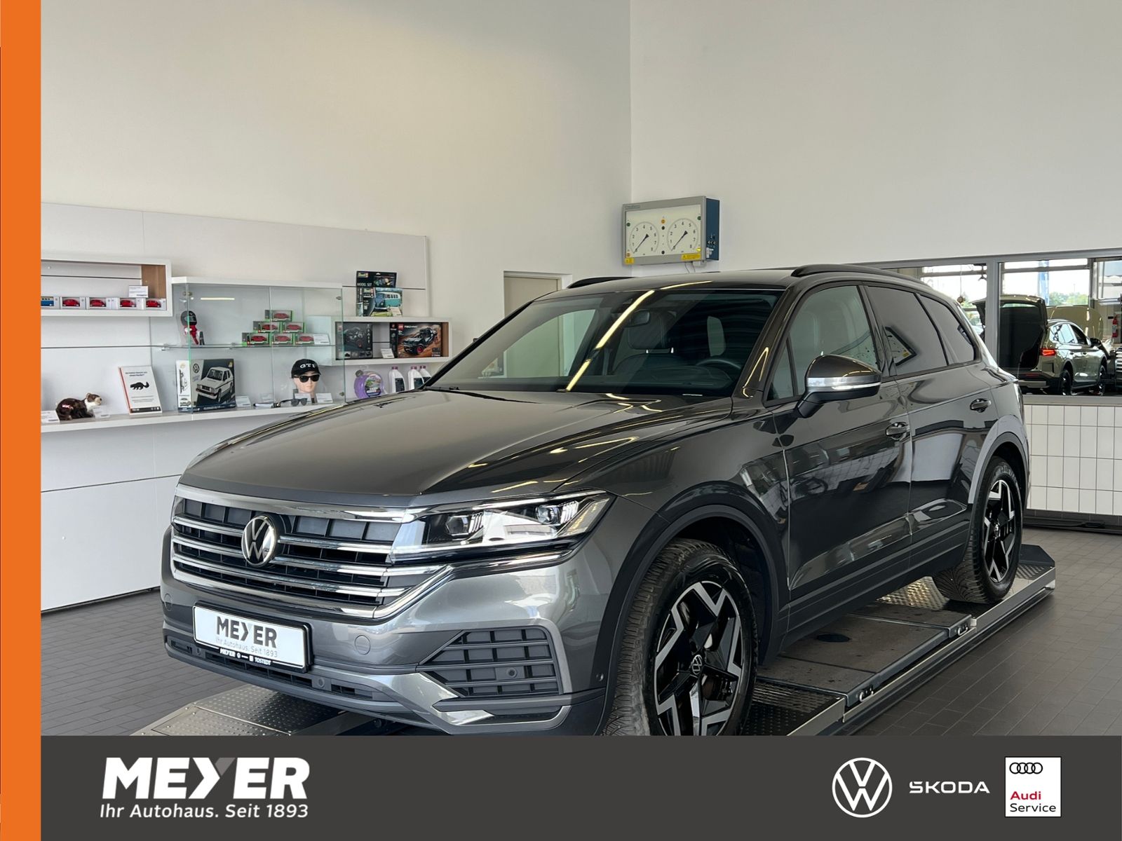 Fahrzeugabbildung Volkswagen Touareg 3.0 TDI 4MOTION *AHK, Luft, Leder, ACC,