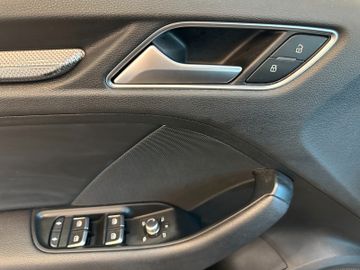 Audi A3 Sportback 30 TFSI design *2. Hand*Klima*Navi*