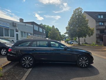 Mercedes E 300 - 5