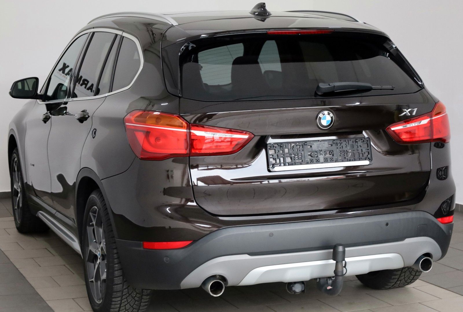 Fahrzeugabbildung BMW X1 xDrive 20 i xLine Leder,Navi,LED,Panorama,SH