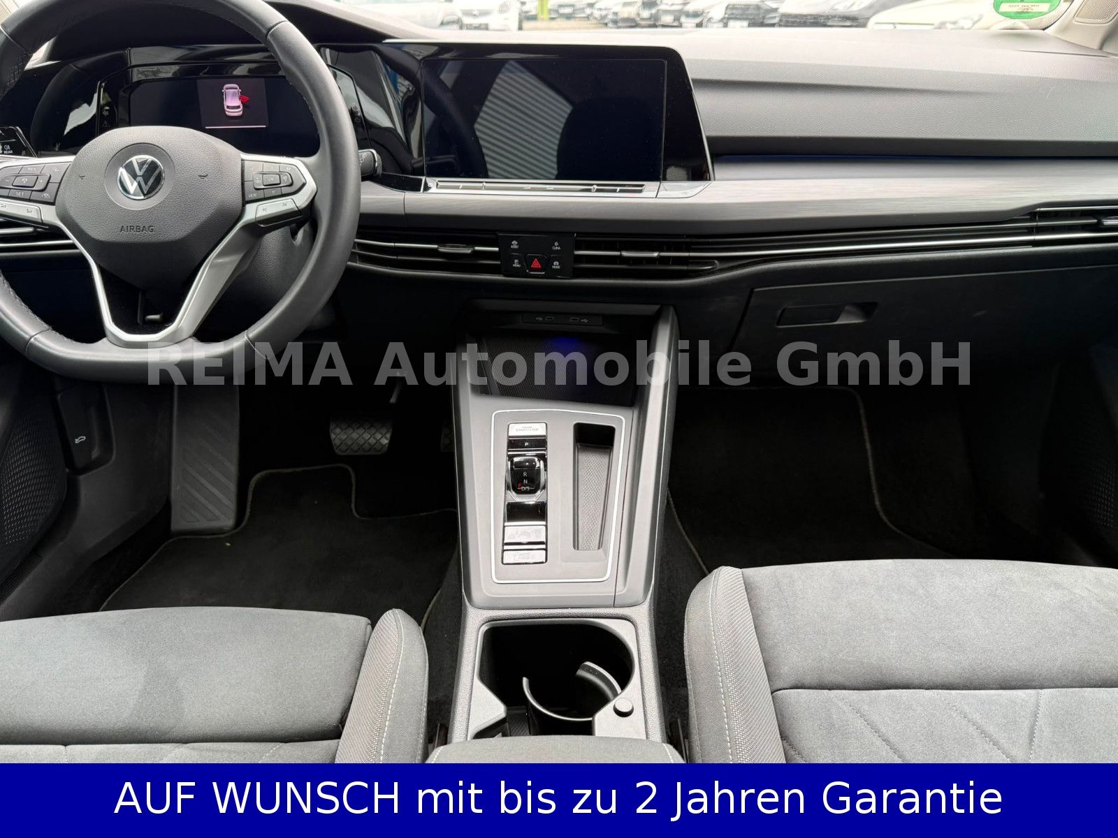 Fahrzeugabbildung Volkswagen Golf VIII Lim. Style eHybrid, ACC, LED, AHK