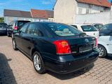 Toyota Avensis 2.0  Executive Liftback *1-Hand* - Toyota Avensis: Liftback