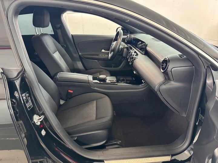 Mercedes-Benz CLA 180 Shooting Brake