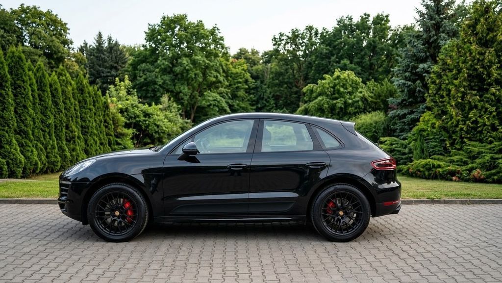 Image of Porsche Macan