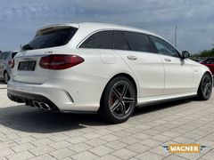 Fahrzeugabbildung Mercedes-Benz C 63 AMG T Facelift Modell 20  MULTIBEAM  Pano B