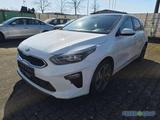 Kia Ceed 1.6 CRDi Platinum Edition AHK*Kamara*4xSHZ* - Kia mit Diesel-Antrieb: Limousine, Schaltgetriebe