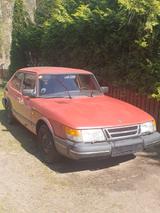 Saab 900