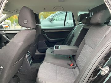 Fahrzeugabbildung SKODA Octavia 2.0 TDI GreenTec Soleil*Keyless*ACC*