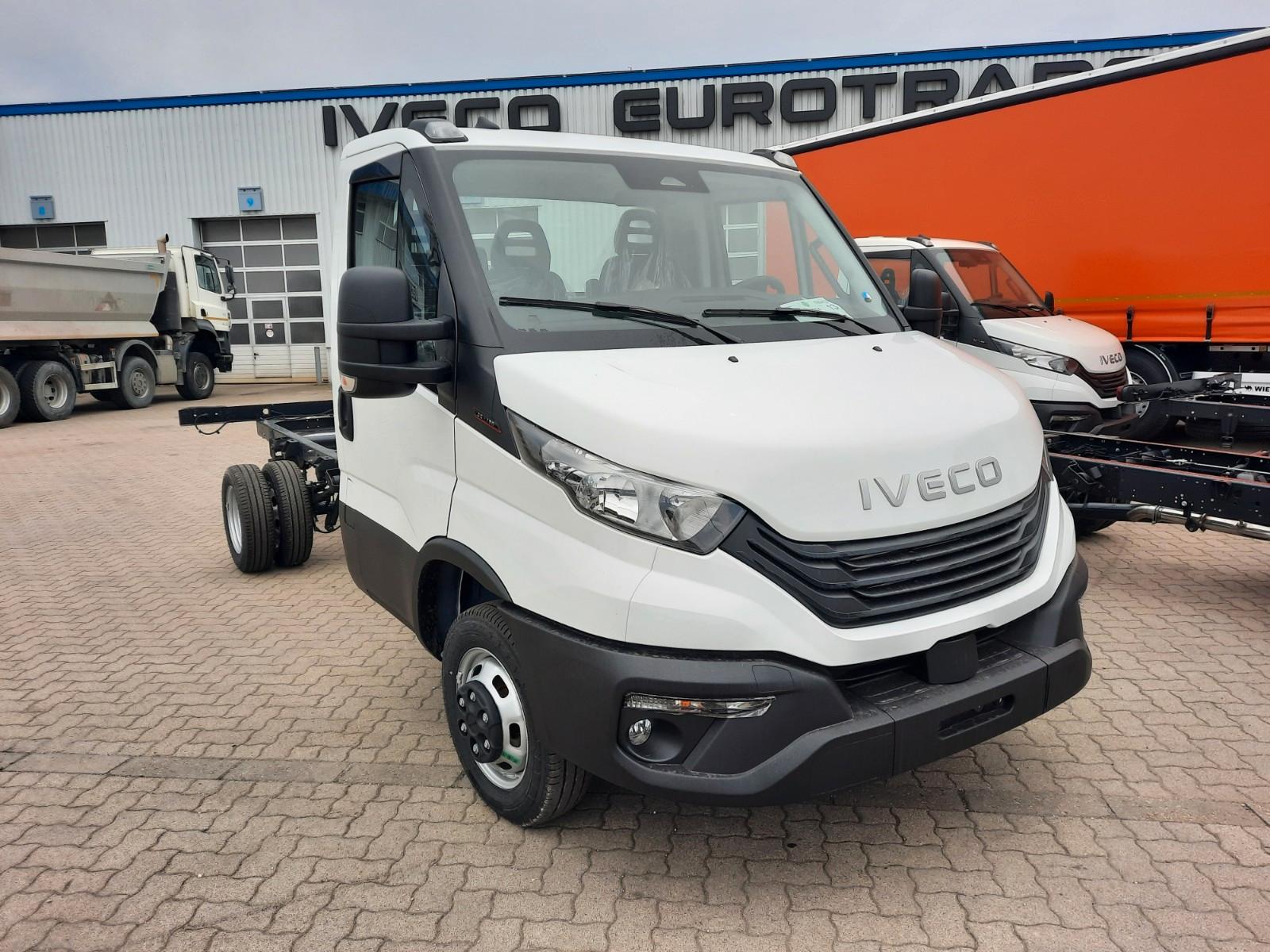 Iveco 35C18H 3750 mm