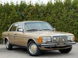 Mercedes-Benz 200 W123 4-GANG AUT - Mercedes-Benz W123