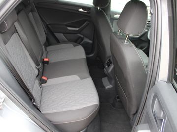 Volkswagen T-Roc Move KLIMA LED NAVI ALU
