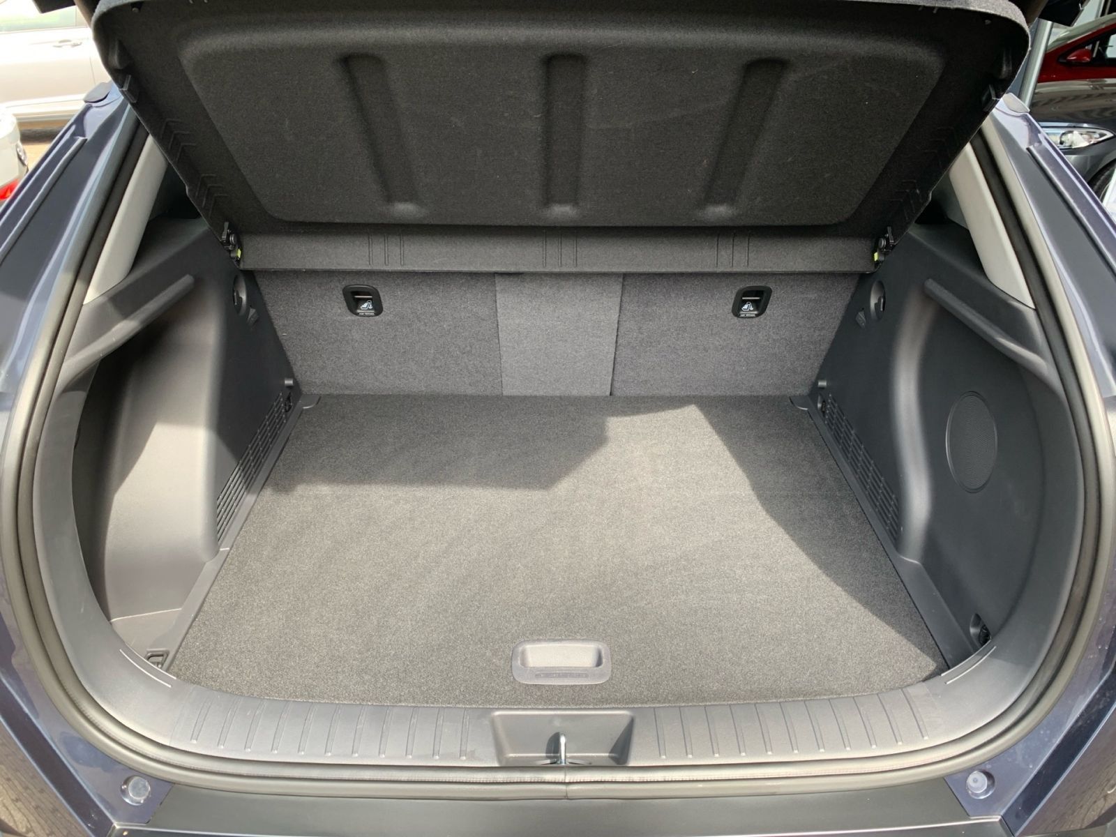 Fahrzeugabbildung Hyundai KONA 1.6 GDI Prime Hybrid Sitz Paket BOSE