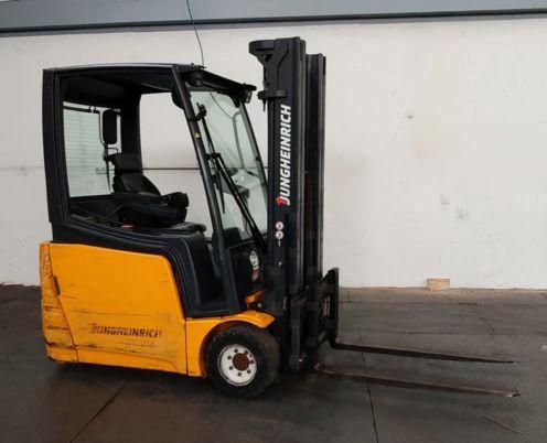 Jungheinrich EFG 218k batt 2023