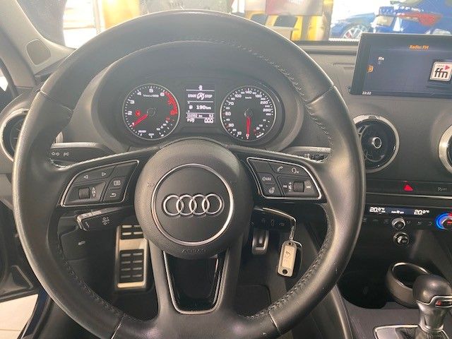 Fahrzeugabbildung Audi A3 Sportback 35 TFSI S-LINE LED/SPORT/SHZ/PDC