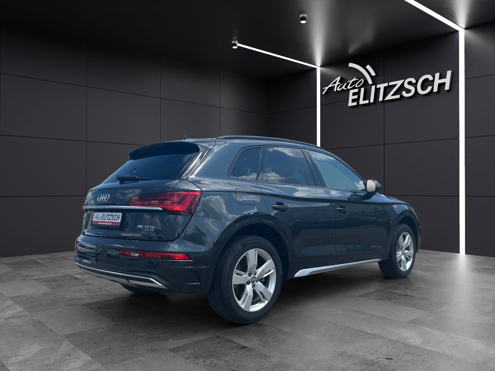 Fahrzeugabbildung Audi Q5 45 TFSI advanced S-Line quattro LED AHK Navi