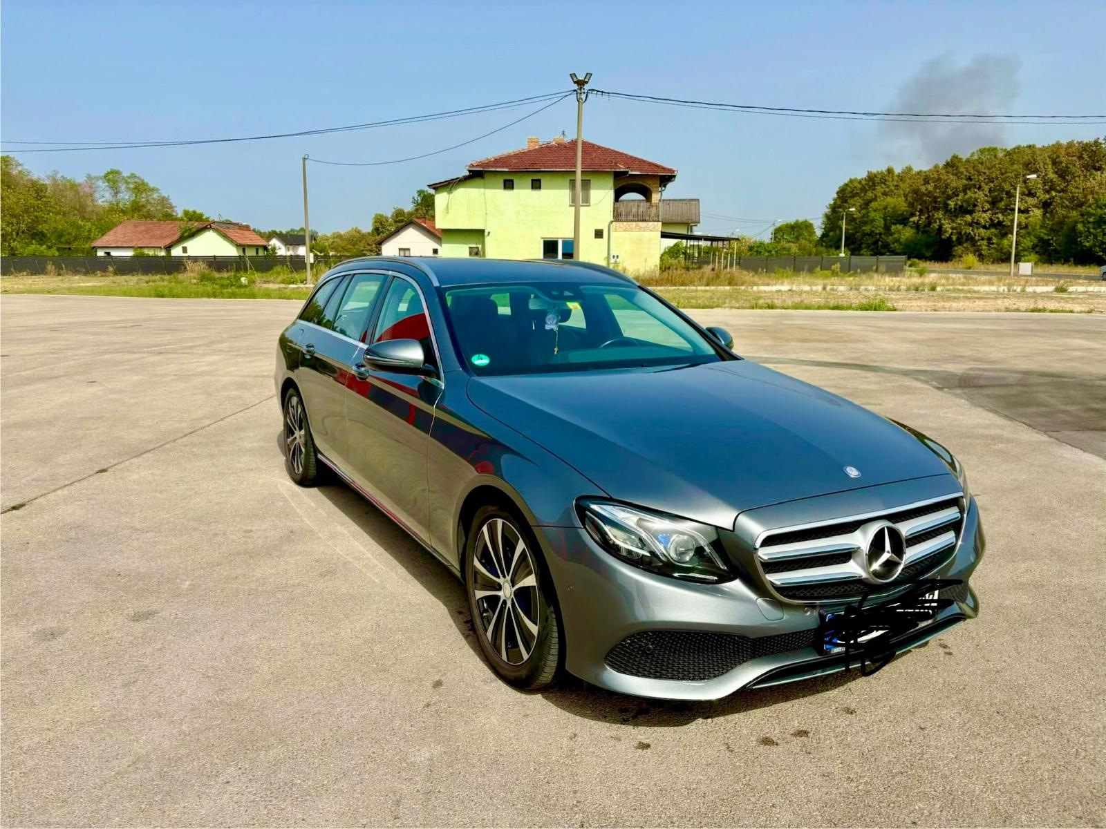 Mercedes-Benz E 220 d T Autom
