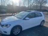 Volkswagen Golf 1.5 TGI BlueMotion Comfortline Erdgas - Volkswagen Golf: 5er