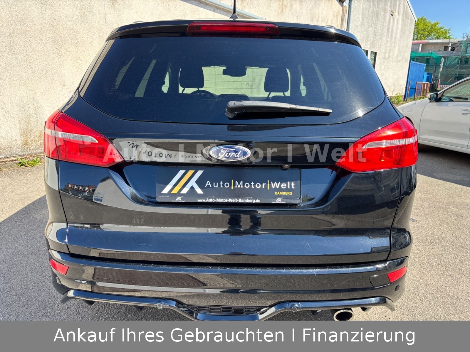 Fahrzeugabbildung Ford Focus Turnier ST-Line SYNC/LED/XENON/ALU/NAV/SHZ