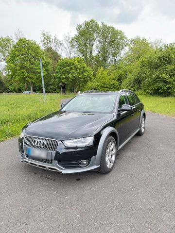 AUDI Audi A4 b8 Allroad 2.0 Tdi Quattro Sline