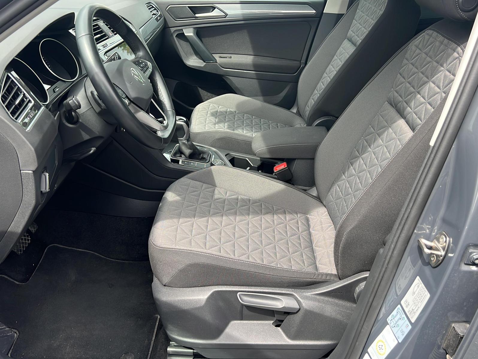 Volkswagen Tiguan 2.0 TDI DSG Life 4Motion*Navi*LED*ACC
