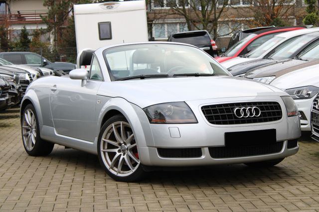 Audi TT Roadster 1.8 T/Leder/Bose/Sitzhzg/Klima/Navi