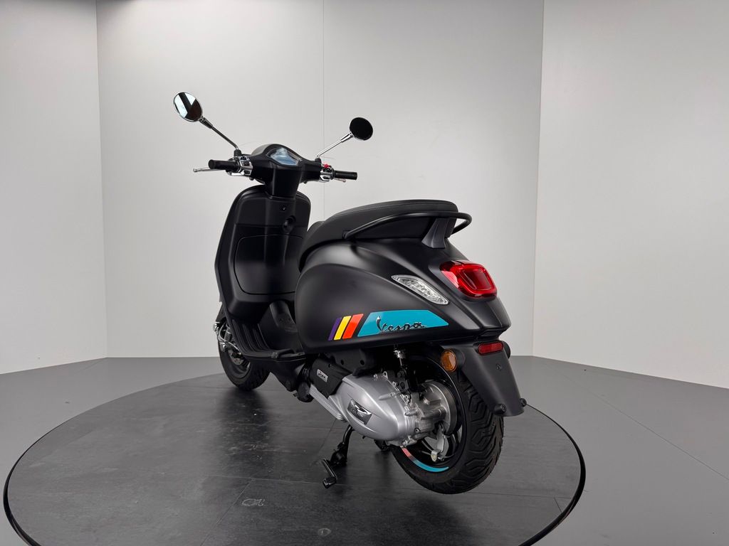 Fahrzeugabbildung Vespa PRIMAVERA 125 SPORT E5+ *NEUFAHRZEUG