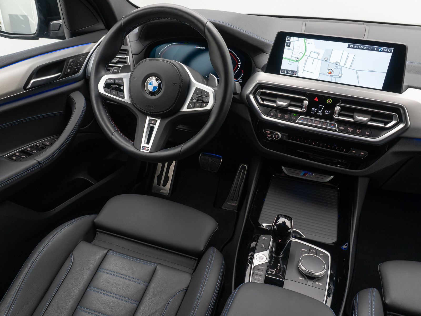 Fahrzeugabbildung BMW X3 M40i Kamera Laser HUD DAB HiFi Komfort 21Zoll