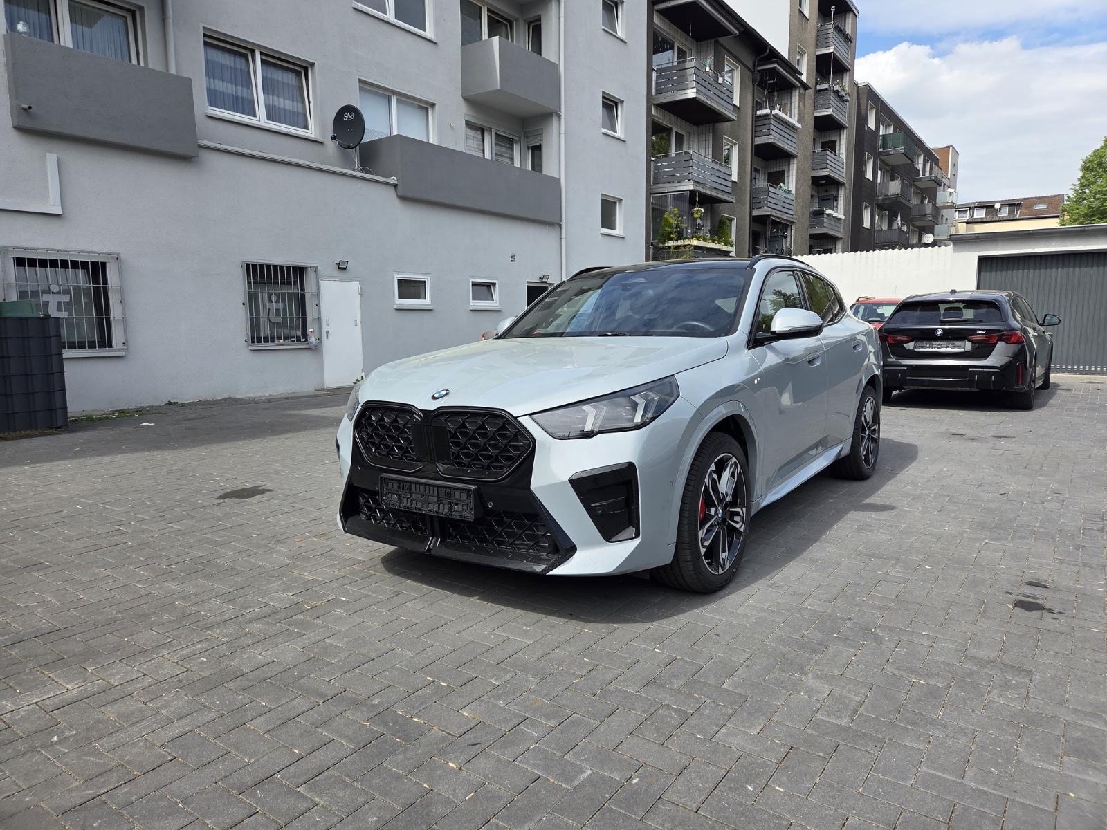BMW X2 20d/M-Sport/HUD/PANO/HarmanKardon/AHK