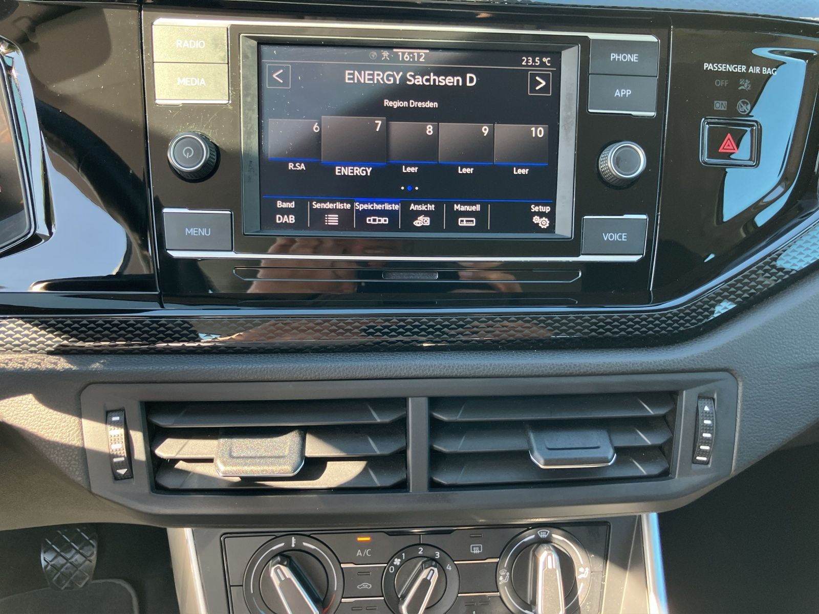 Fahrzeugabbildung Volkswagen Polo 1.0 Life
