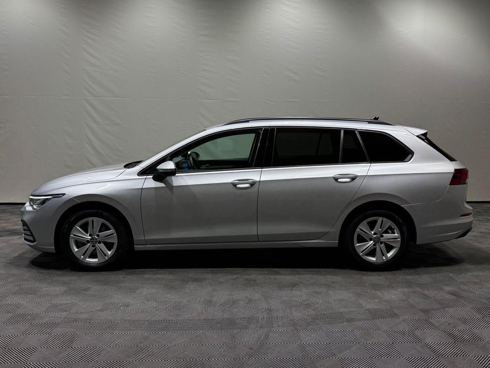 Volkswagen Golf Variant Life 2.0 TDI DSG | LED NAVI DAB ACC