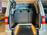 Volkswagen Caddy Maxi-DSG-Behindertengerecht-Rampe - Volkswagen Caddy Maxi aus 2012