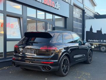 صورة 7 لـ 2016 Porsche CAYENNE