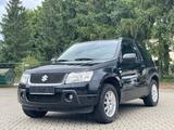 Suzuki Grand Vitara 1.6 Comfor 4x4 Klima AHK SHZ 8-Fach - Suzuki Grand Vitara: V6