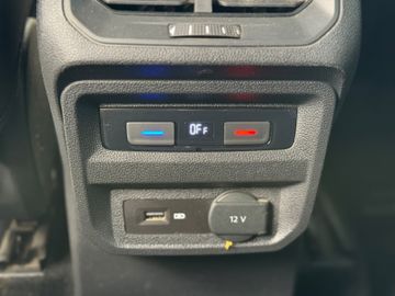 Volkswagen Tiguan - 10