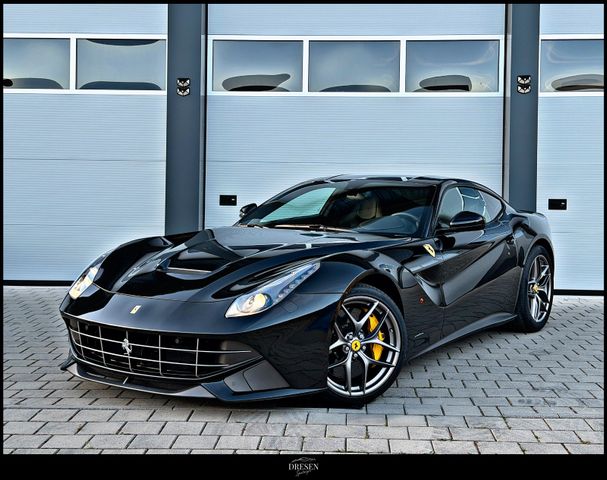 FERRARI F12