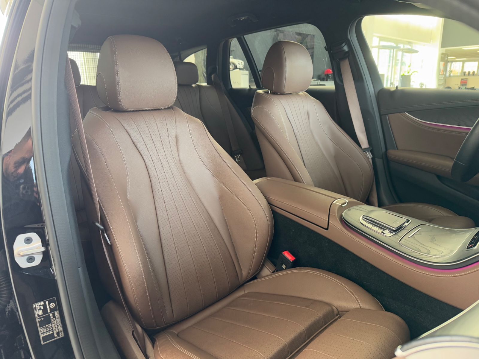 Mercedes-Benz E 200 T d AMG EXCLUSIVE STANDH 360°KAMERA SHZ foto 22