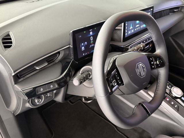 MG 3 Hybrid+ Luxury