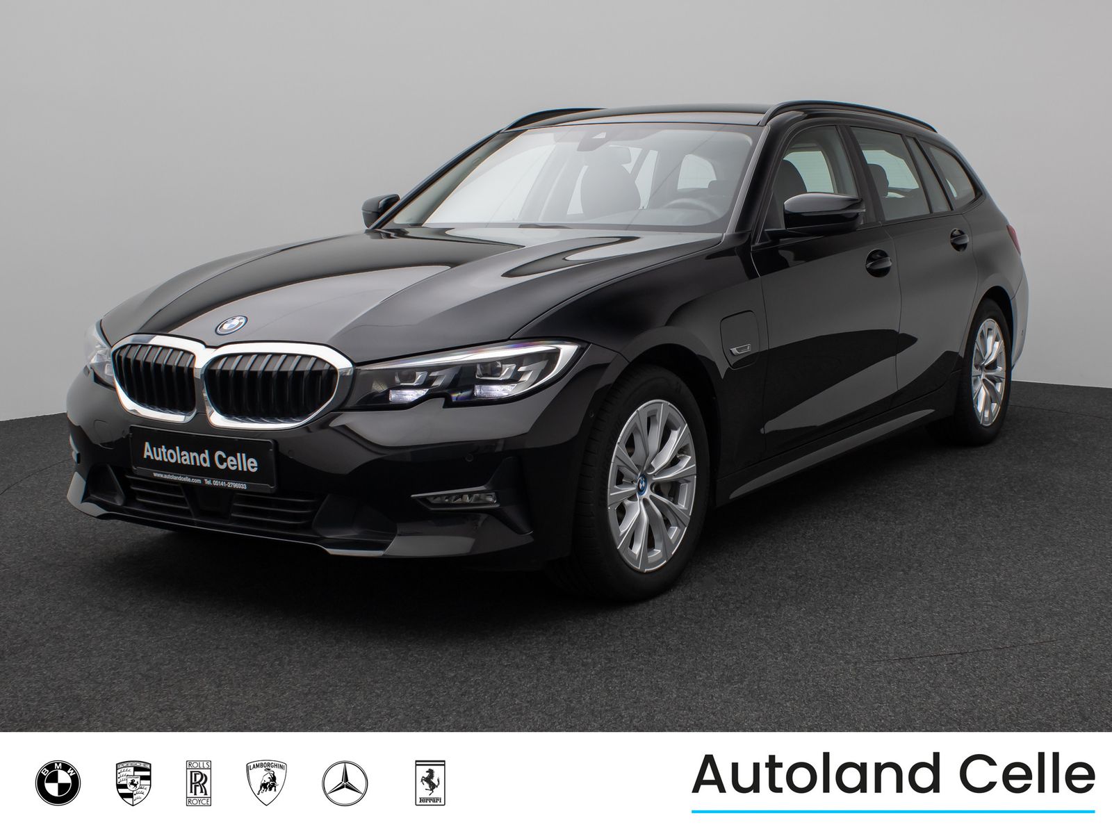 Fahrzeugabbildung BMW 330e Alarm Kamera DAB Stop&Go M Sportleder LED
